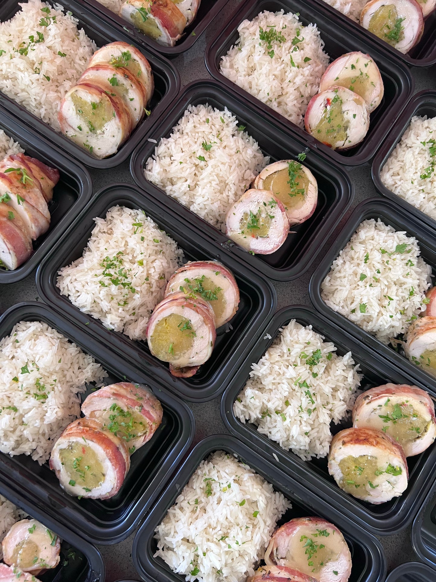 Pechuga rellena de Mangú con Arroz jazmín