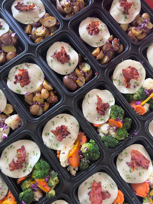 Turkey Bacon & Swiss Slider al plato con Papas salteadas